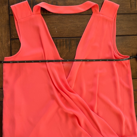 BCBG High Low Nicoleta Wrap Top in Pink Coral. Size S. NWT. - Picture 2 of 9
